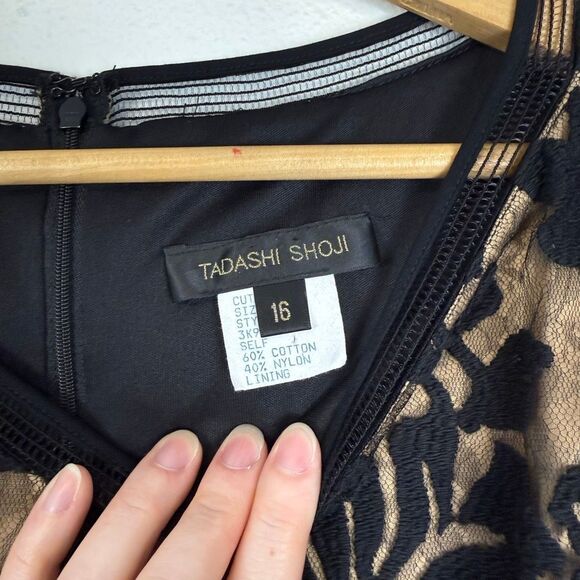 Tadashi Shoji Black Floral Lace Cap Sleeve Dress Size 16 - Picture 7 of 10